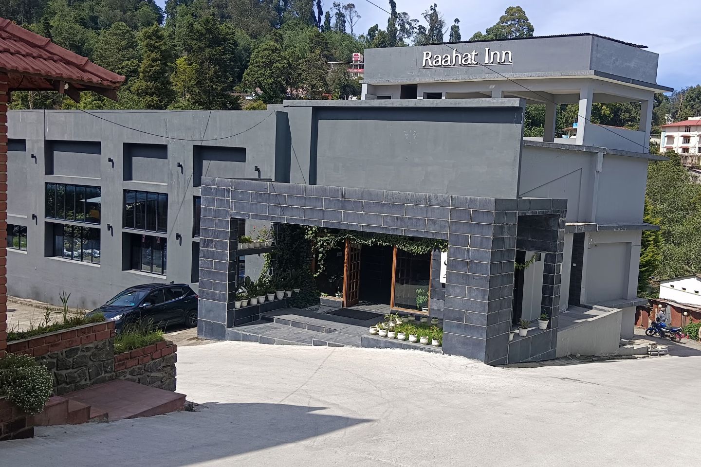 Raahat Inn Kodaikanal