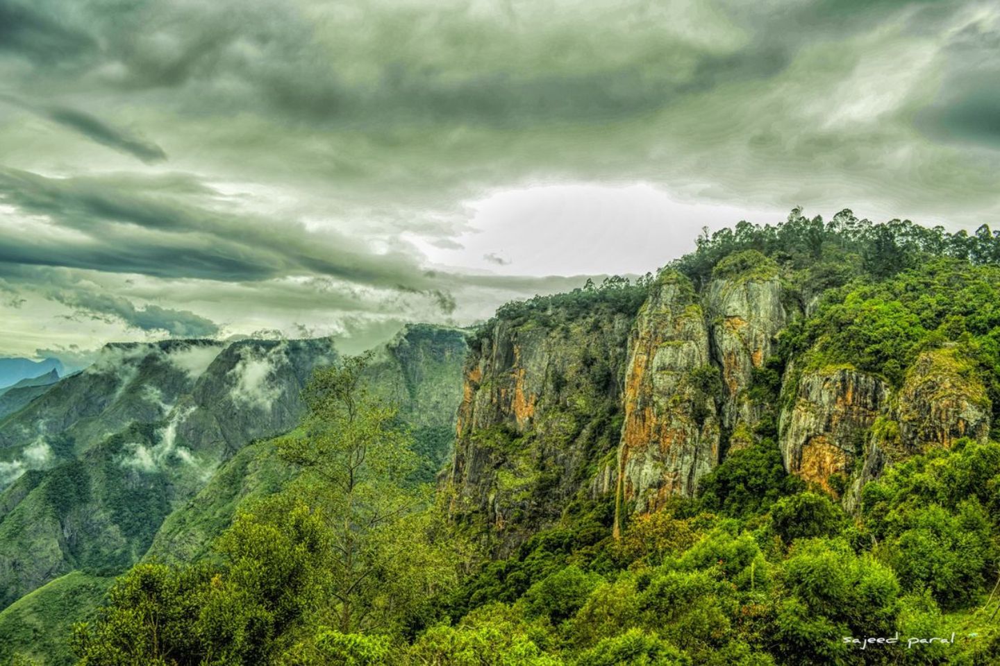 Vembadi Peak Kodaikanal